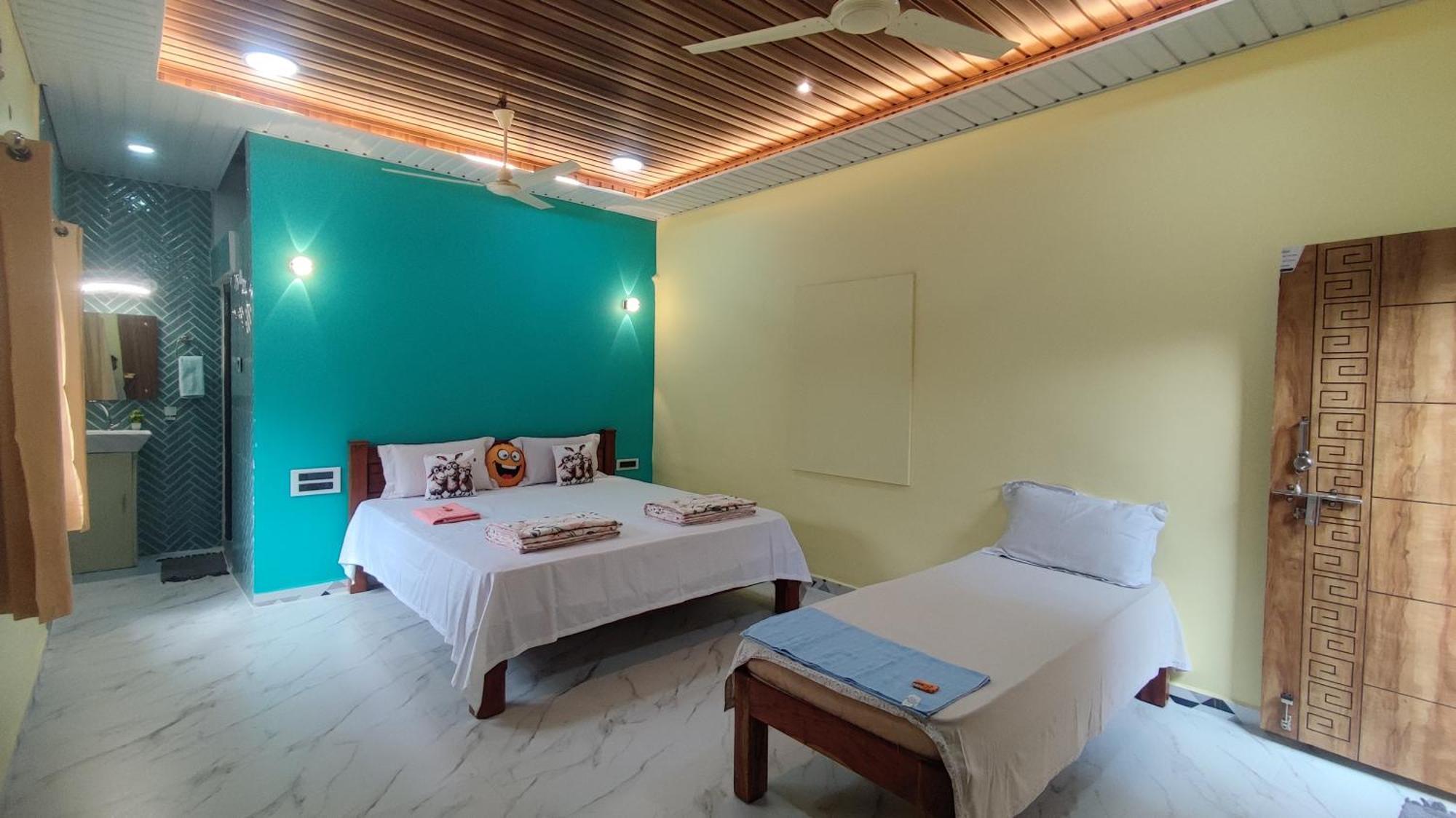 Vaibhav Home Stay Хампі Номер фото