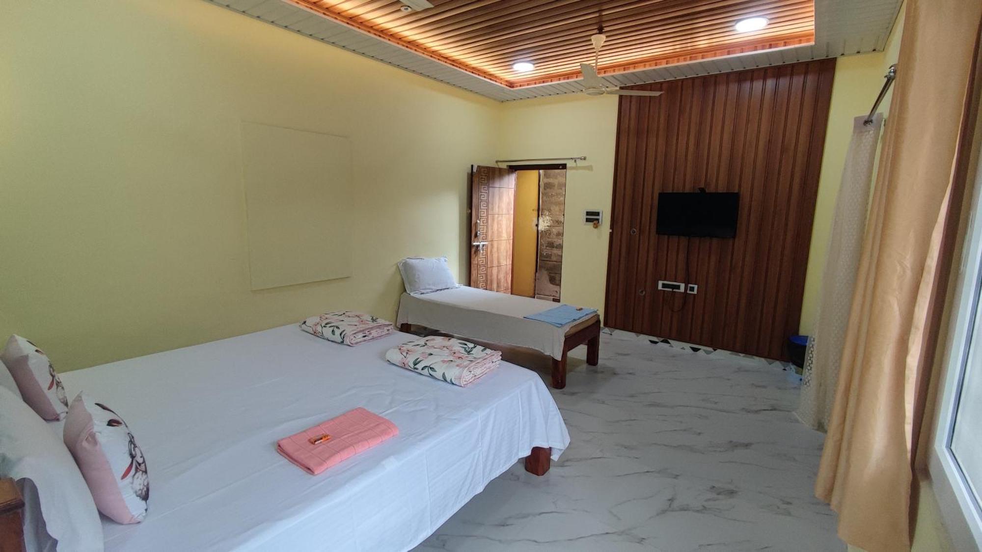 Vaibhav Home Stay Хампі Номер фото